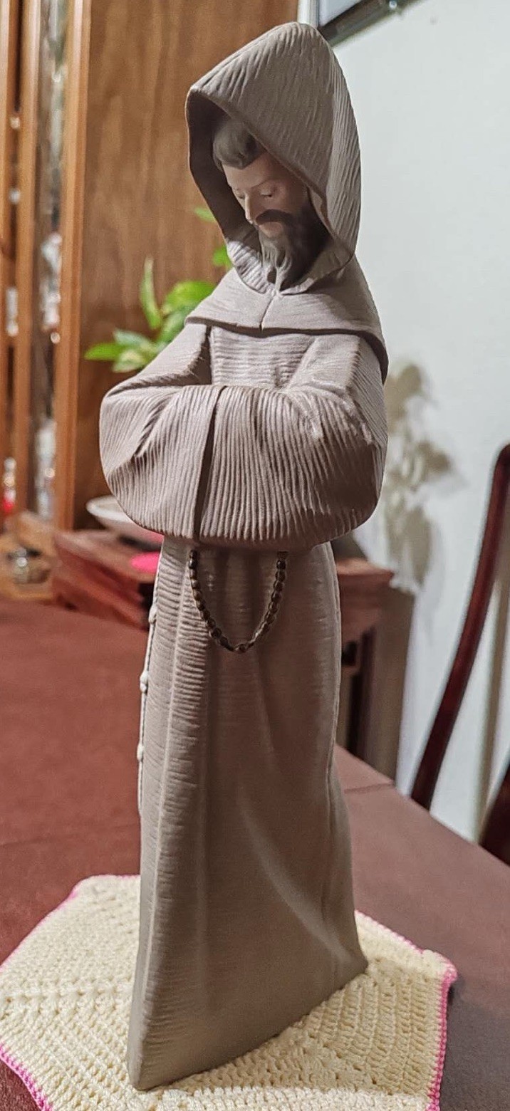 Lladro – Monk in a Matte GRES finish – 13.5” Tall. Retired 1998