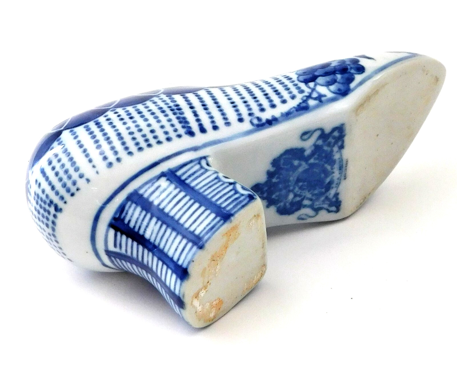 Porcelain Shoe Figurine Blue and White Floral Design Decorative 7.5″ Planter Vin