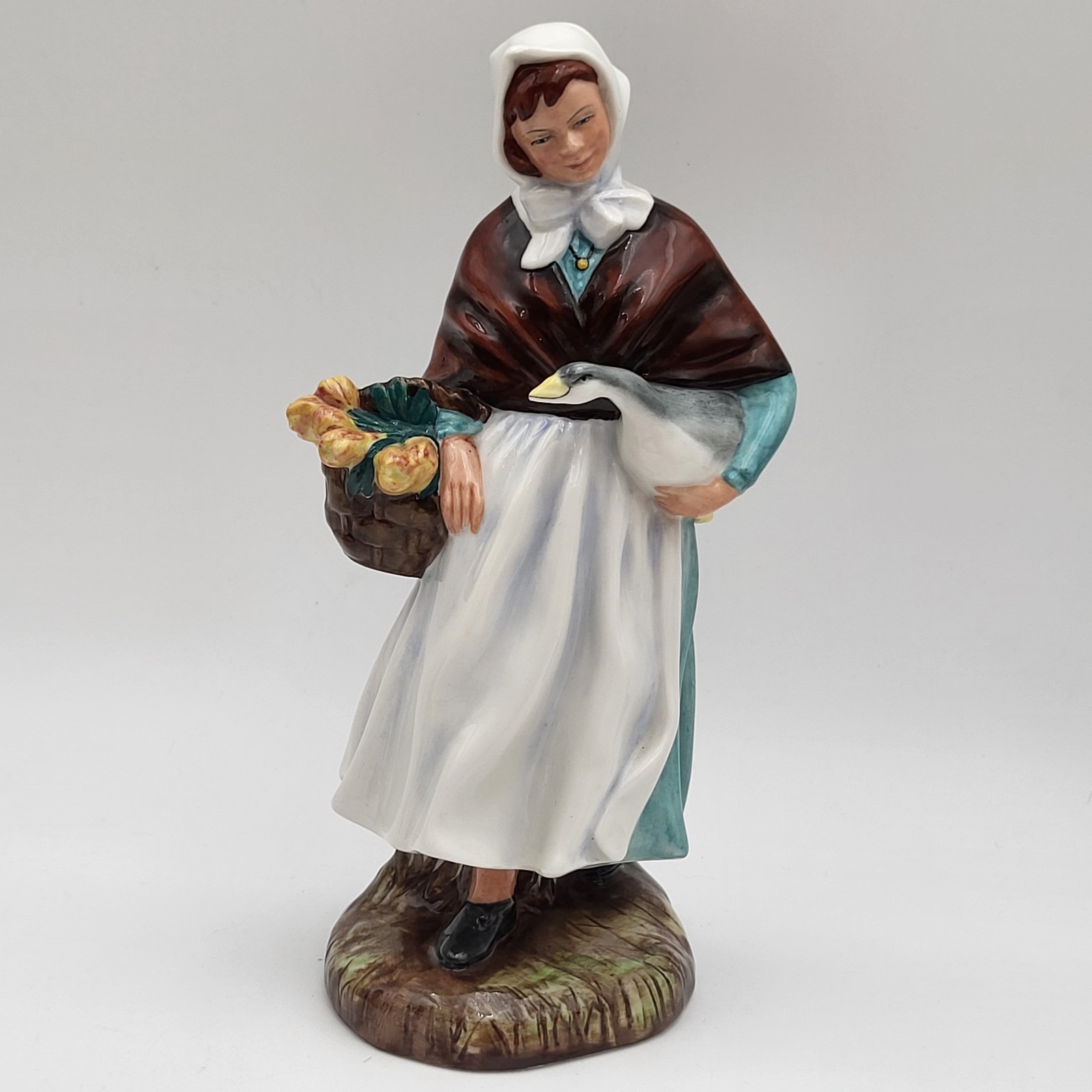 1991 Royal Doulton Country Lass Woman Goose Flowers Porcelain Figurine 7 1/2″