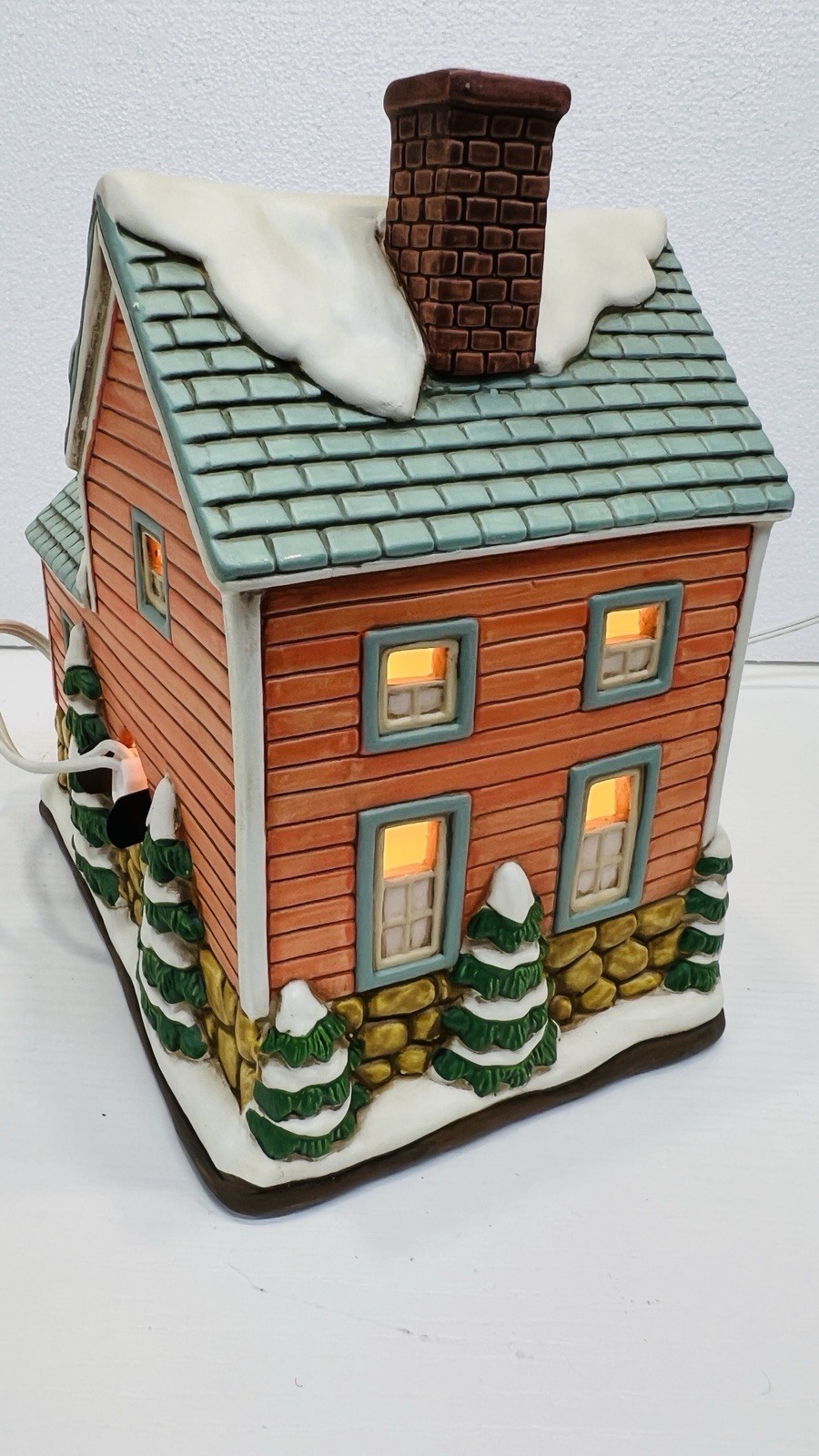 Lefton Colonial Village “Cabinet Maker” 1994 Retired Excellent Condition RARE !