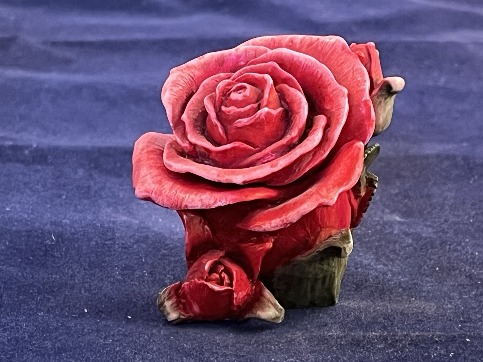 Harmony Kingdom~ Limited Edition~ SINGLE RED ROSE ~NIB~Made UK~Signed~First Rose