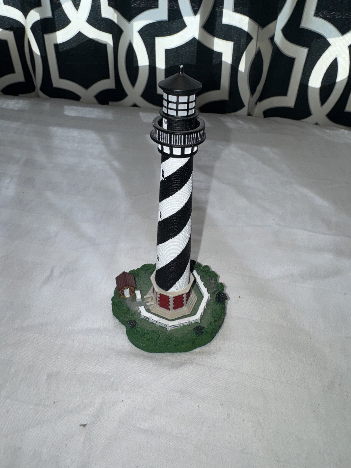 Lefton Vintage Lighthouse Miniature Figurine Set Of 7