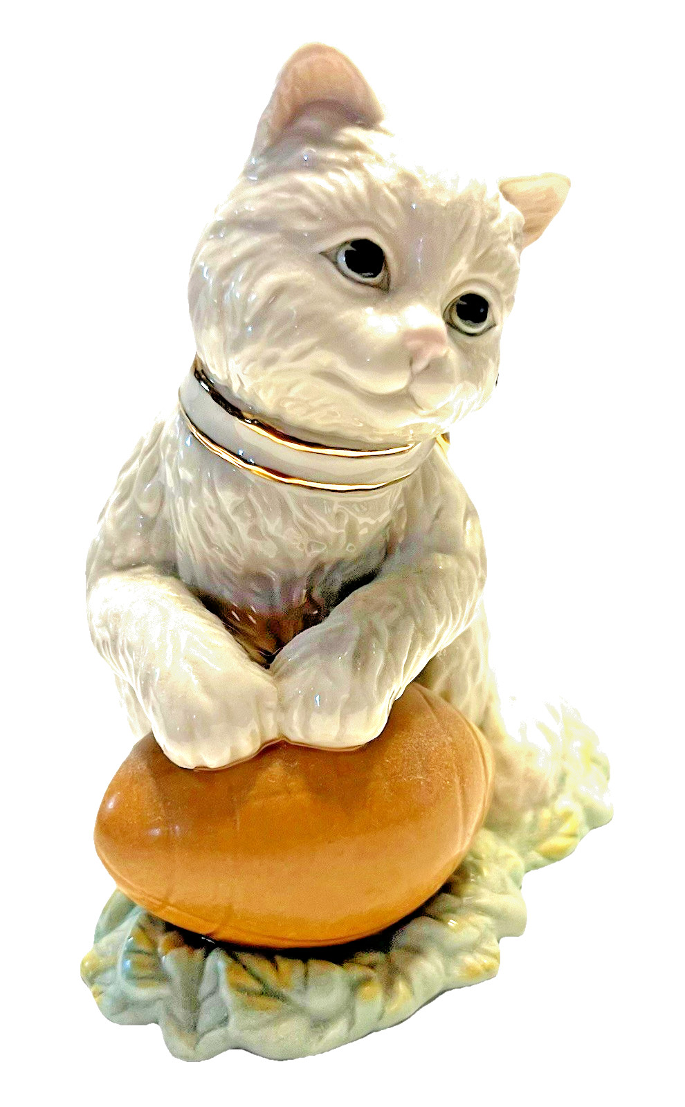 Lenox 12 Months of Kitties Touchdown Kitty Cat Sept. Football Figurine No Box