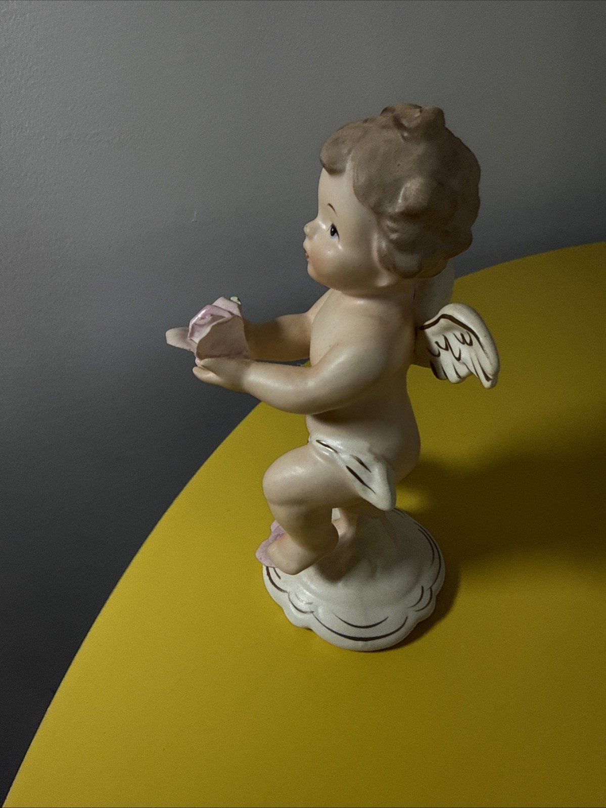 Vintage Napco 1961 Porcelain Cherub Naked baby with Pink Flowers Japan