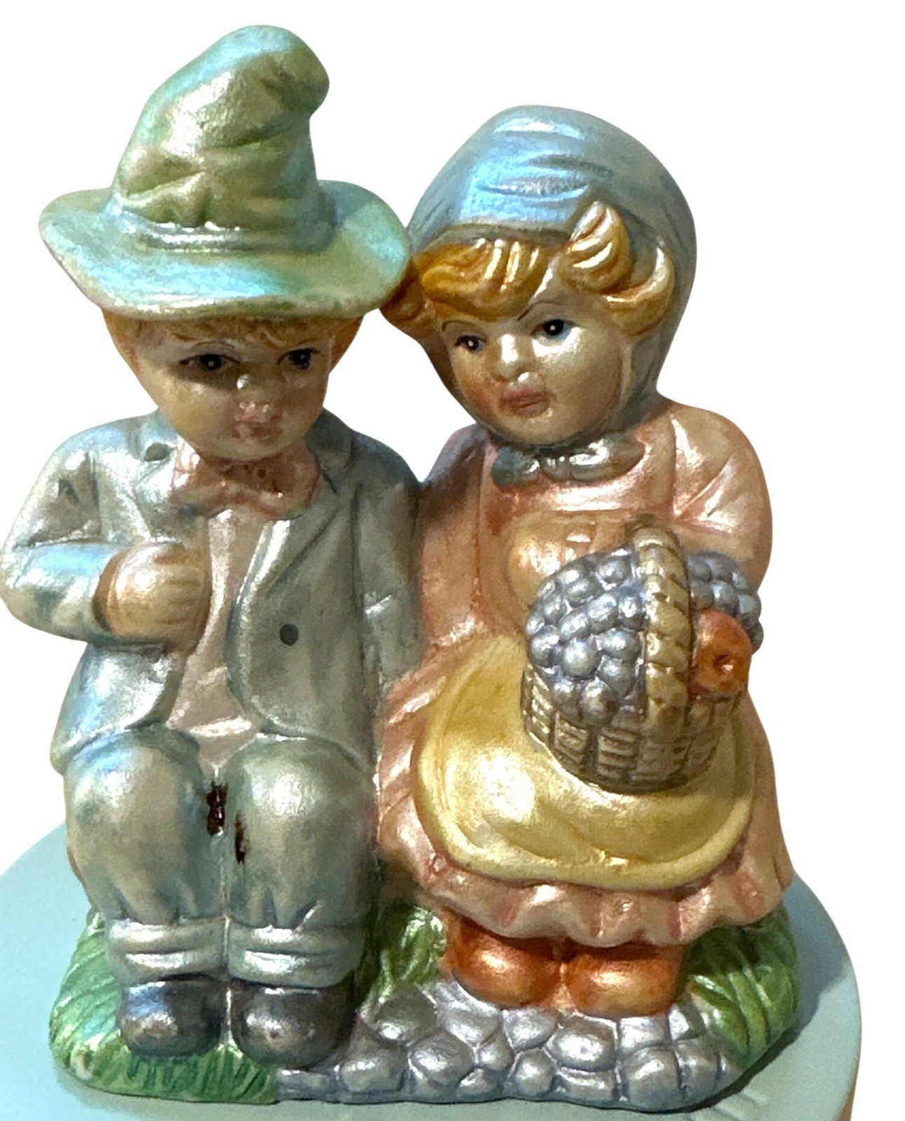 Vintage Cottage Country Couple Figurine Courting Boy Girl Log Whimsical Folksy