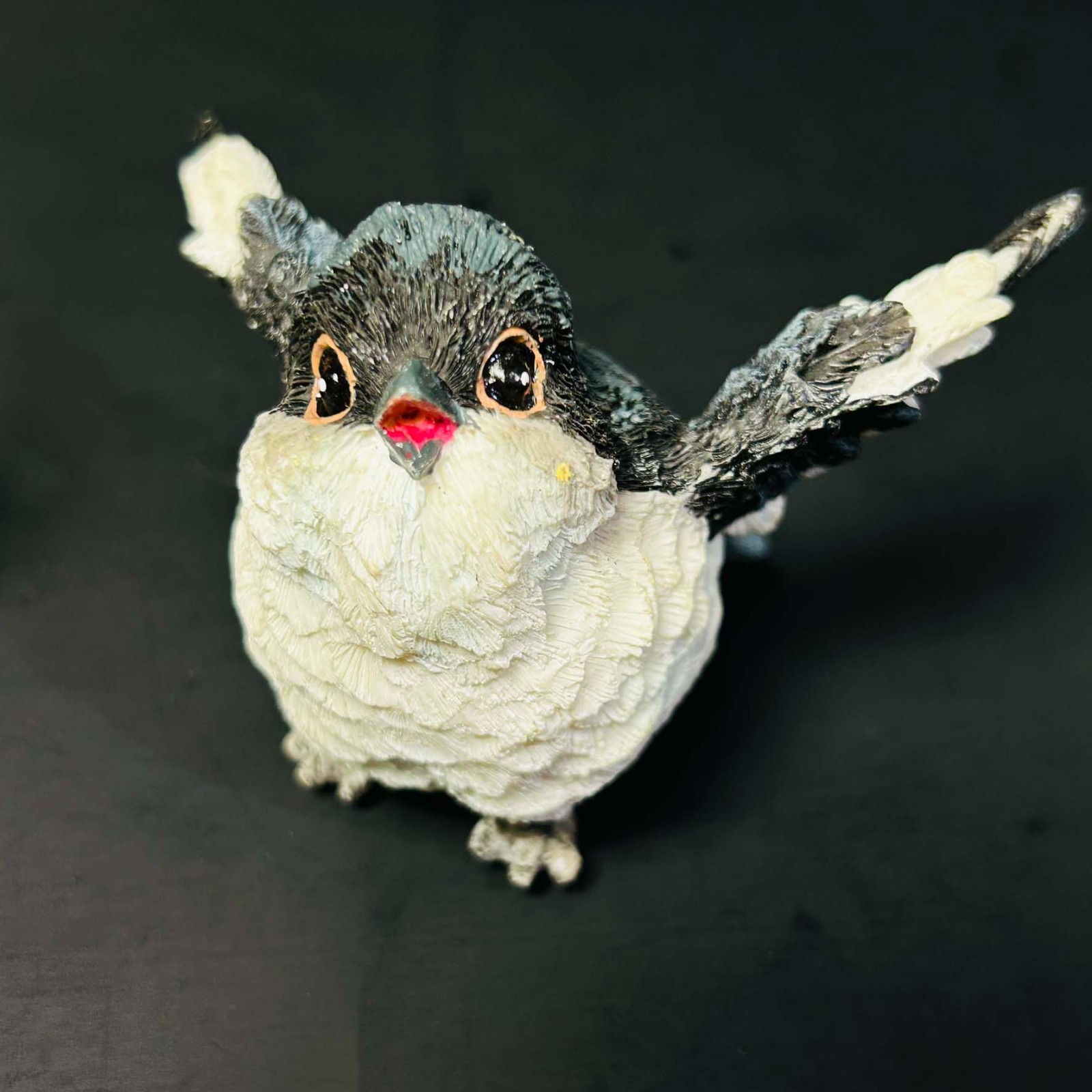Vintage Resin Baby Bird Figurines Set of 2 Sparrow Finch Songbirds 2.5”