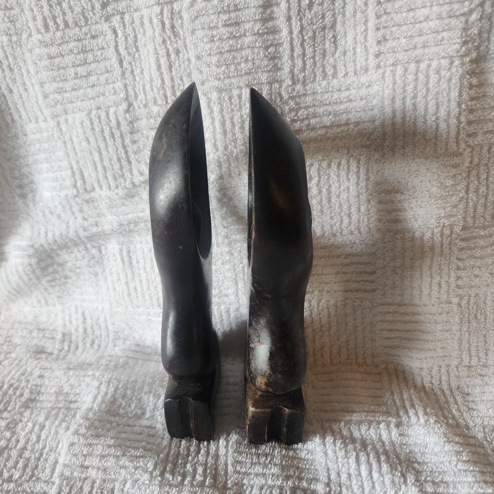 African Angel of Peace Carvings Male Female 3D Kneeling Black Vintage Ethnic GC