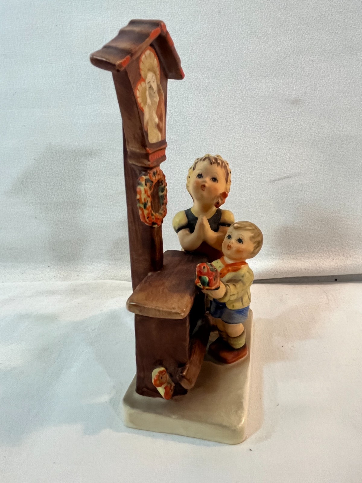 Hummel Figure Adoration #23/1 Approx. 6.5″ Tall