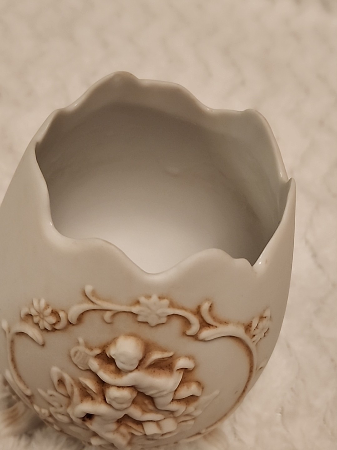 3 Footed Cracked Egg Lefton Japan #723 Angels Cherub Porcelain Vase