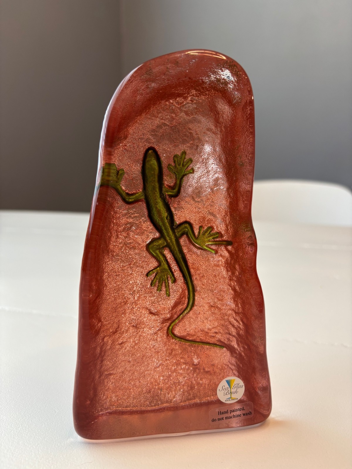 Sea Glas Bruk, Block, Lizard, red glass. 16×9 cm. Sweden. Item # 020008051-Red
