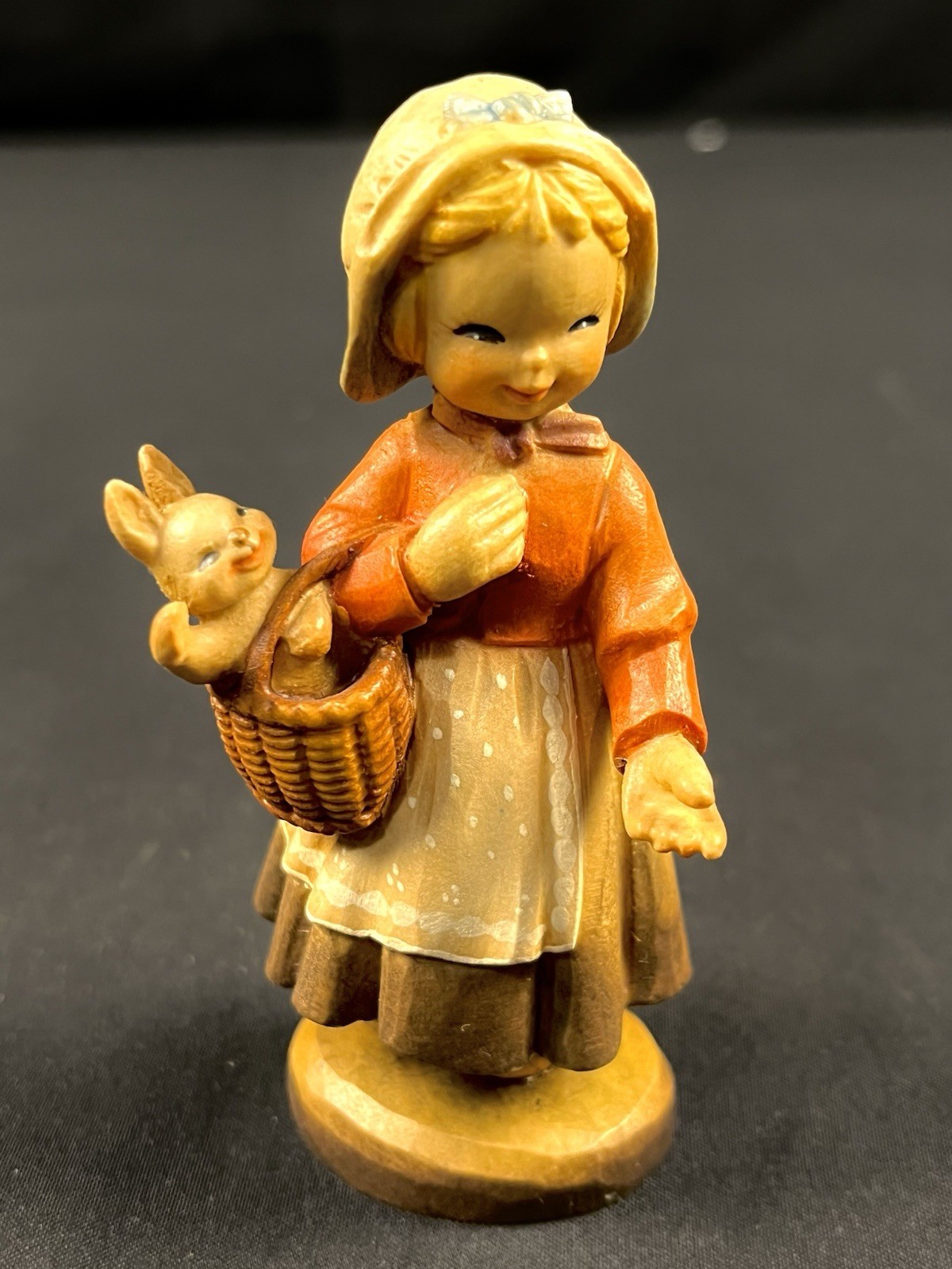 ANRI 4 Inch WOOD CARVED FIGURINE FROM ITALY “Welcome Girl”