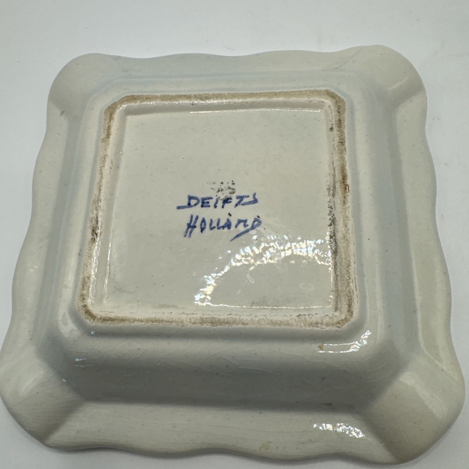 Hand-painted Delft Holland dish Vintage Dutch blue and white trinket dish