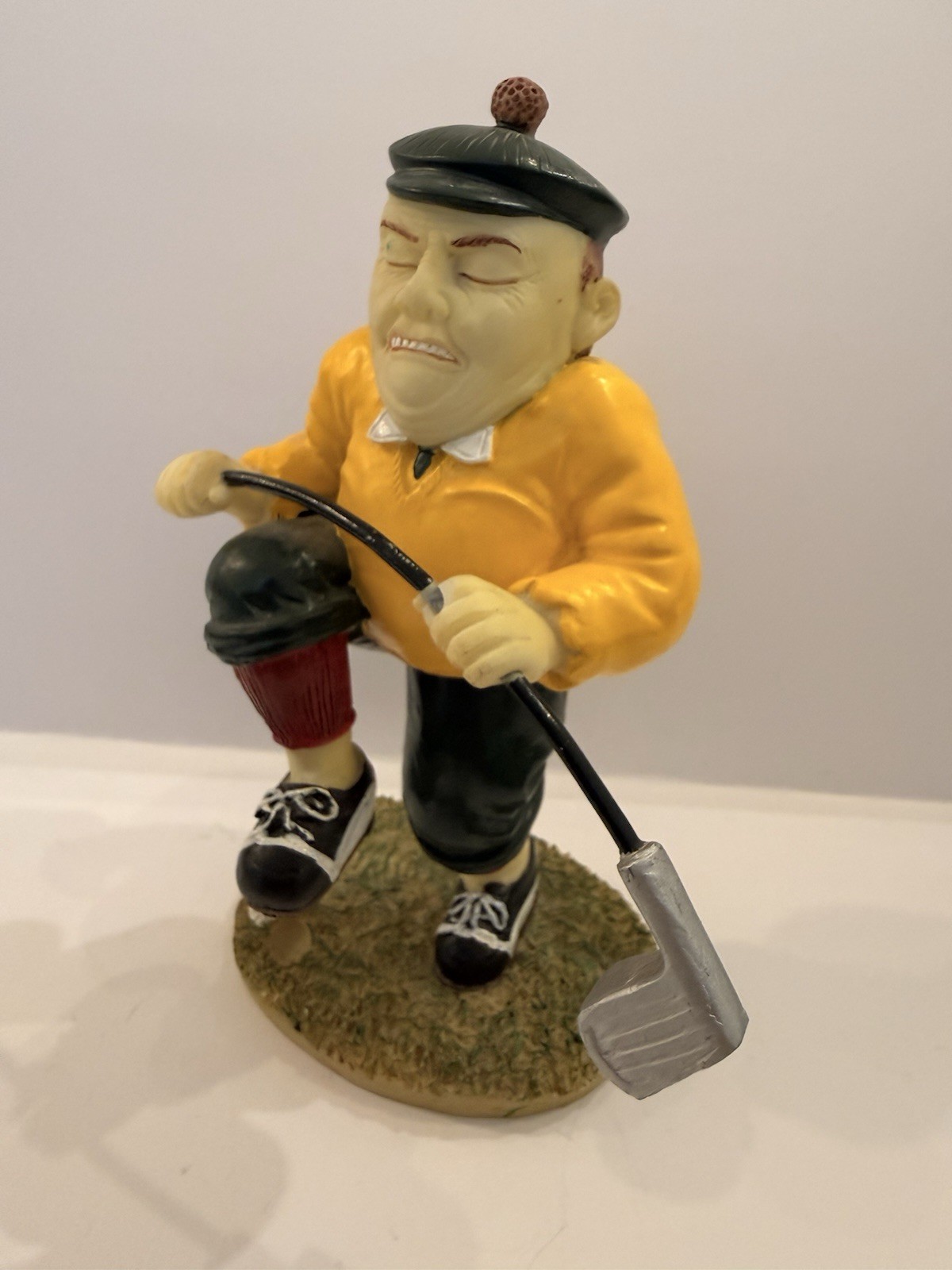 Funny Frustrated Golfer – Polyresin Golf Decor 7¼” Tall, One Broken Finger