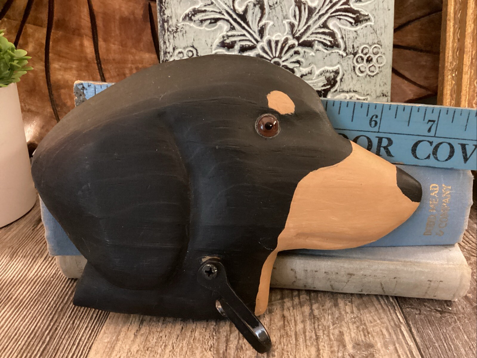 Dachshund Randy & Elaine Fisher Cape Cod Decor Hook Handmade Leash Hanger Dog