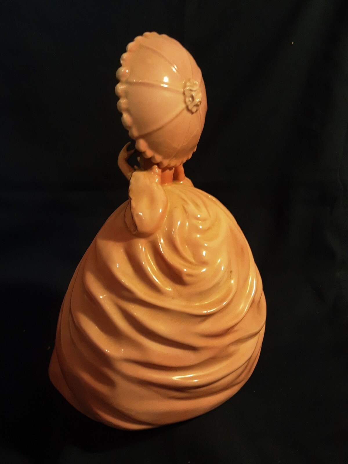 Josef Originals Caroline Figurine the Colonial Days Series *Chipped AS-IS (#10)