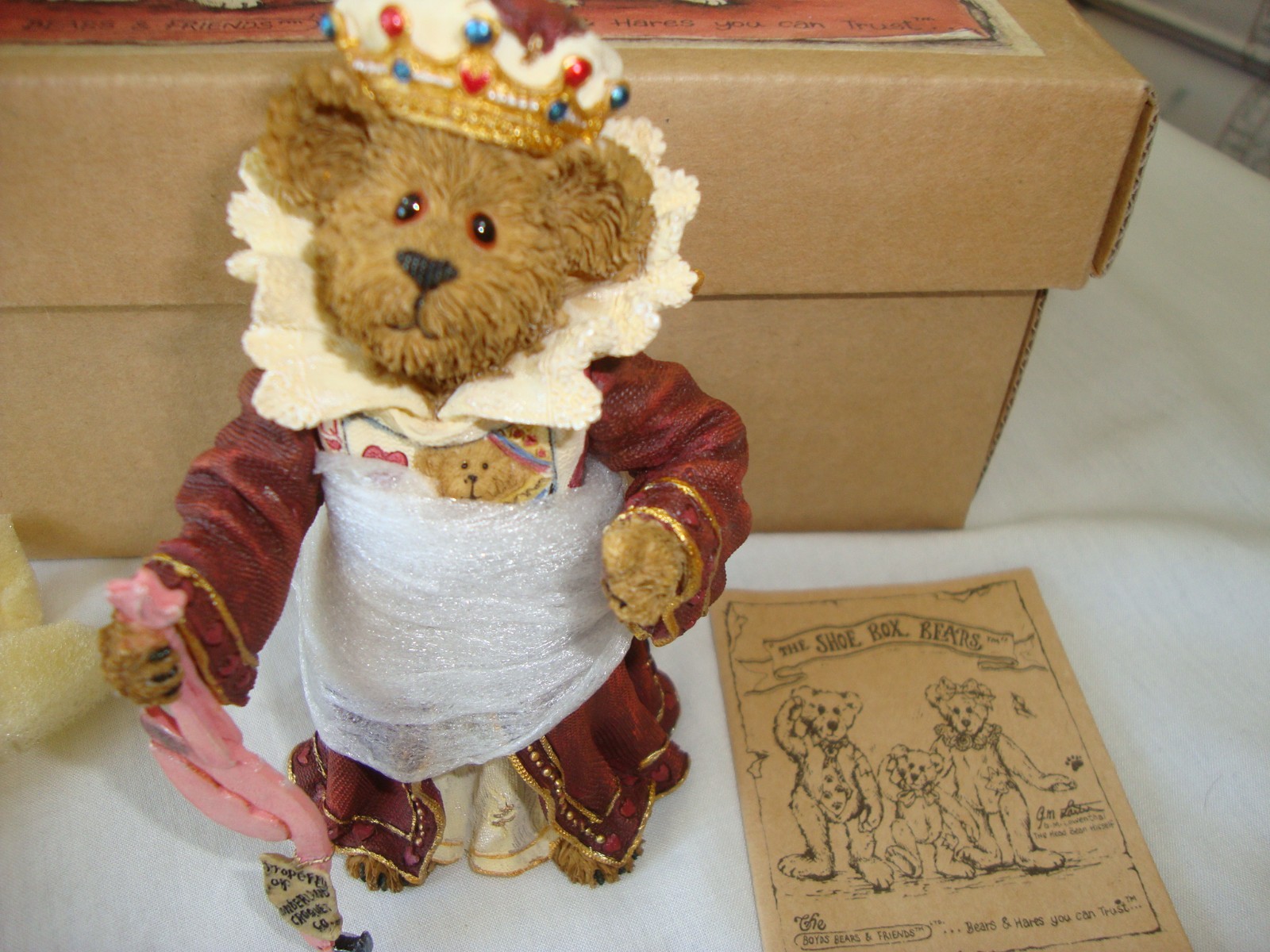Boyds Bears The Shoe Box Bears The Queen of Hearts Collectible Figurine