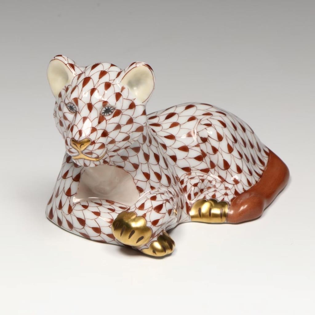 Herend Chocolate Fishnet Gold Accents Young Lion Porcelain Figurine
