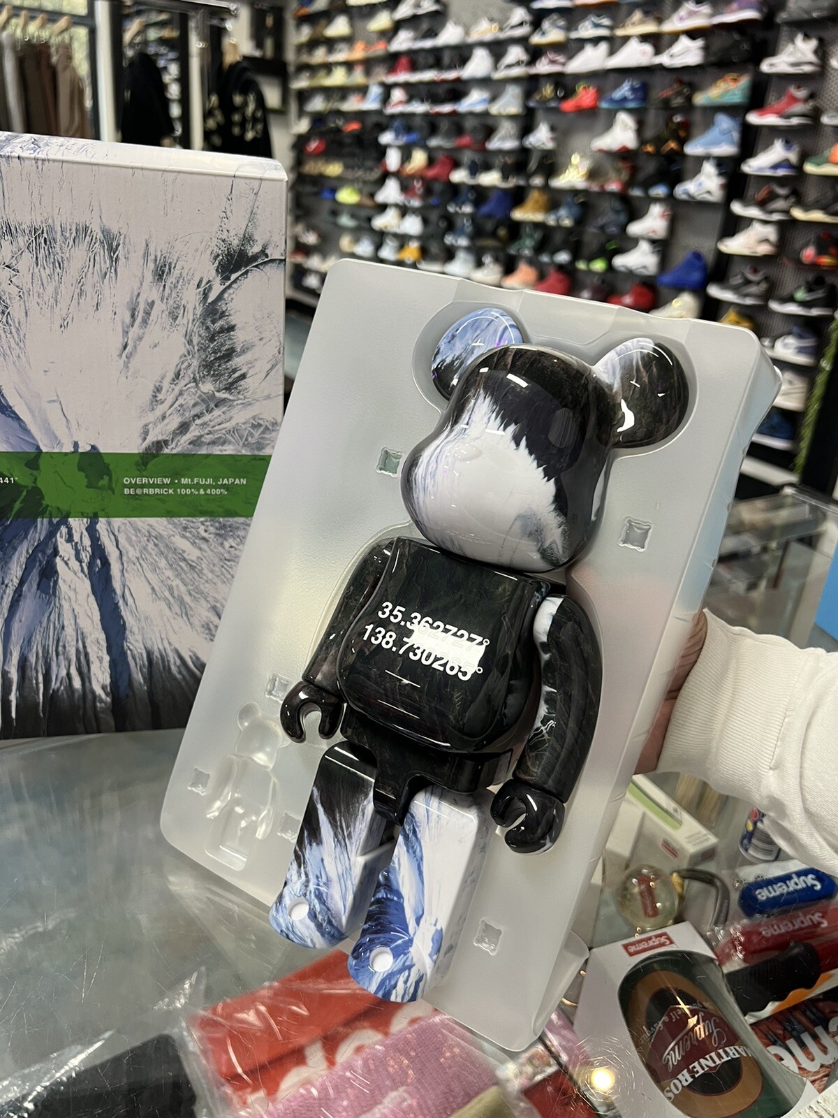 Medicom Toy Bearbrick 400% + 100% Mt. Fuji, Japan 35.668162 139.600441