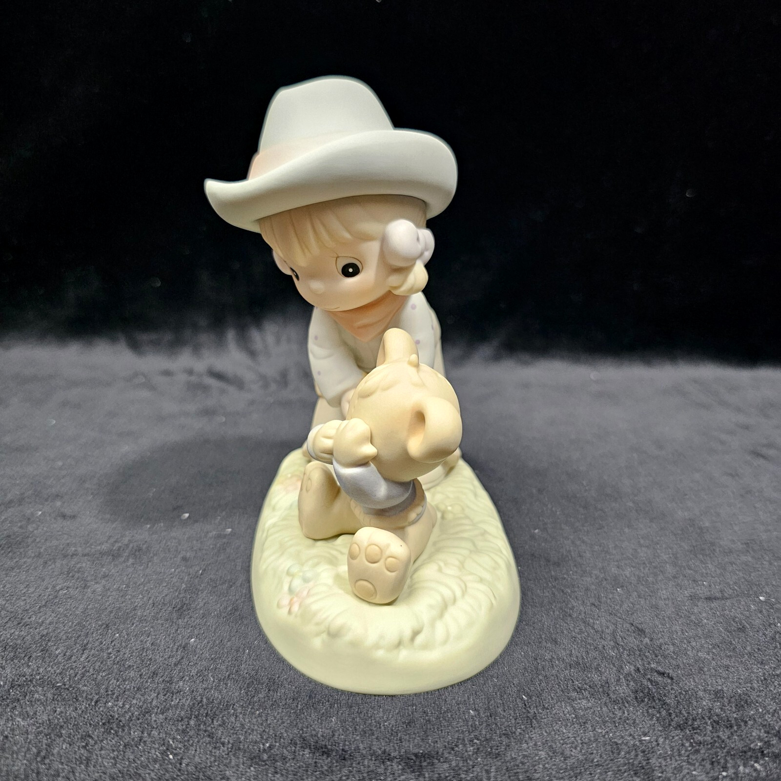 Precious Moments “I Can’t Bear To Let You Go” Cowgirl Friendship Porcelain EUC