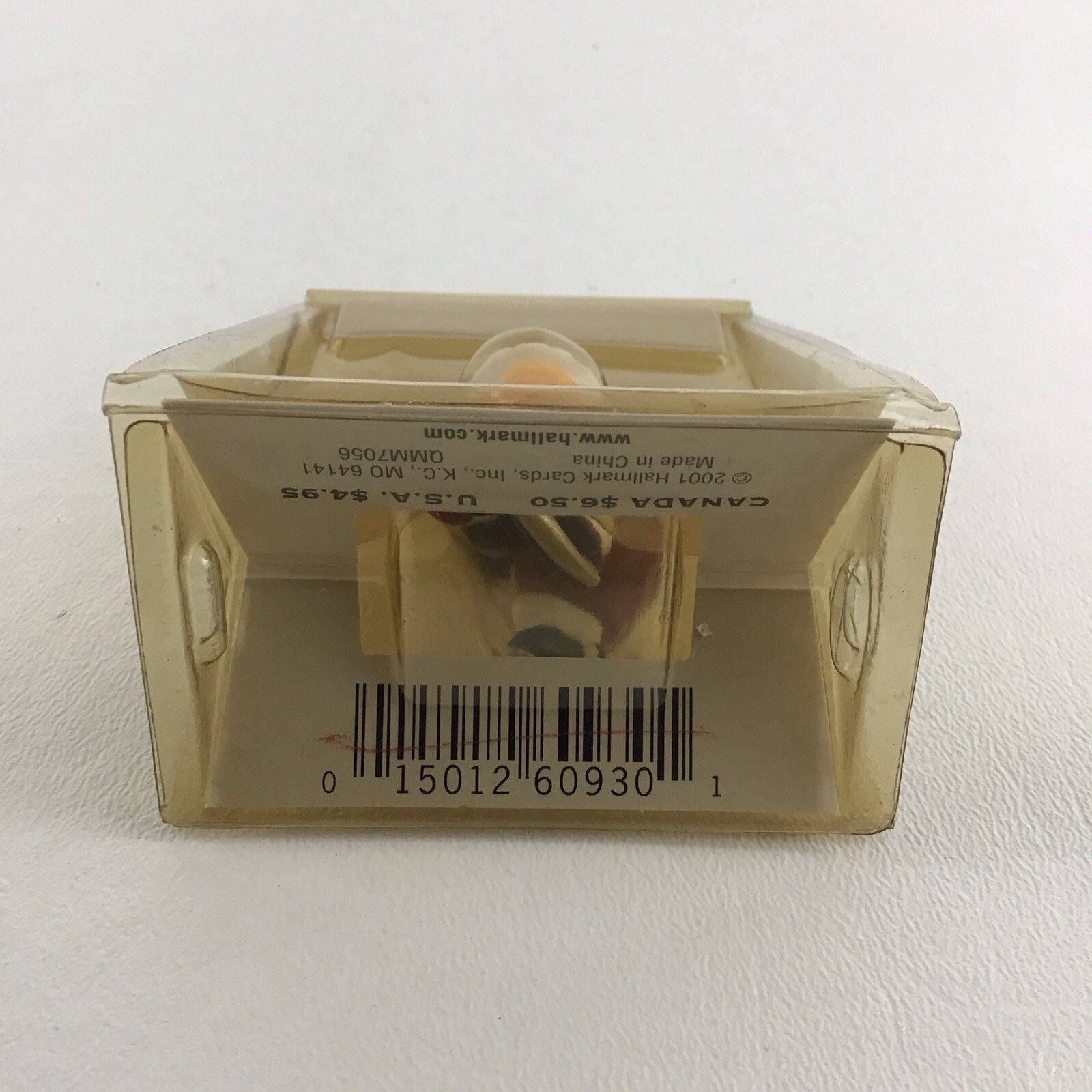 Hallmark Merry Miniatures Blade Mini Figure Hockey Player Vintage 2001 Collector