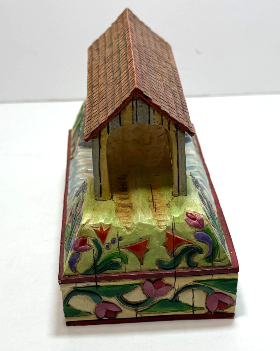 2004 Enesco Heartwood Creek by Jim Shore Shelter Across the Creek Covered Bridge