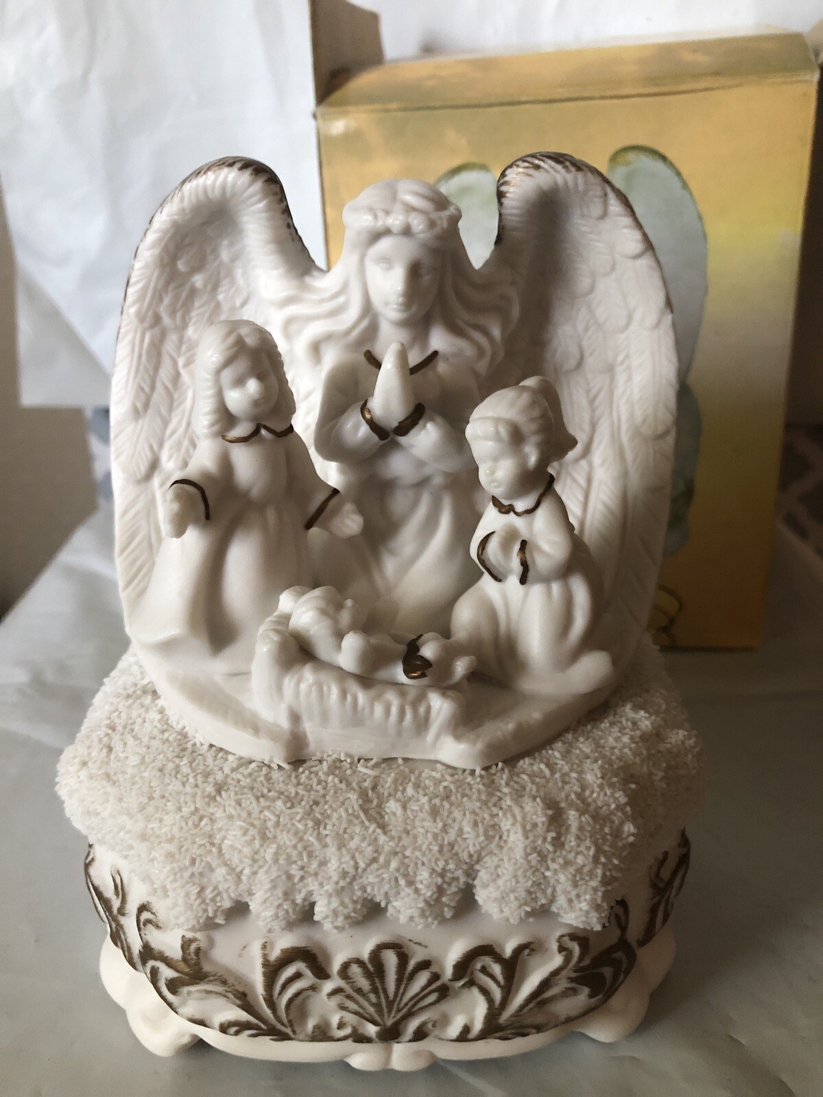 Porcelian Musical Figurine (Plays Silent Night