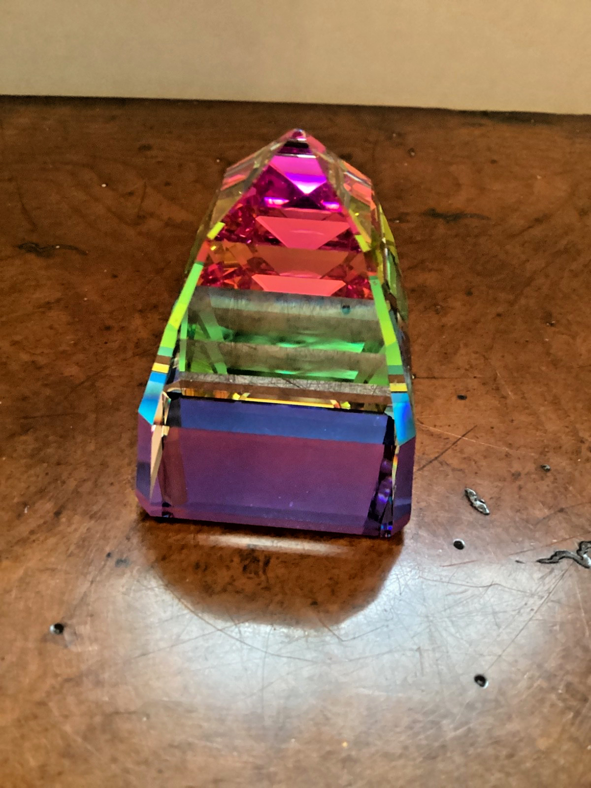 Swarovski Small Vitrail Medium Pyramid Paperweight 013559 2-1/4″ Tall ~ Stunning