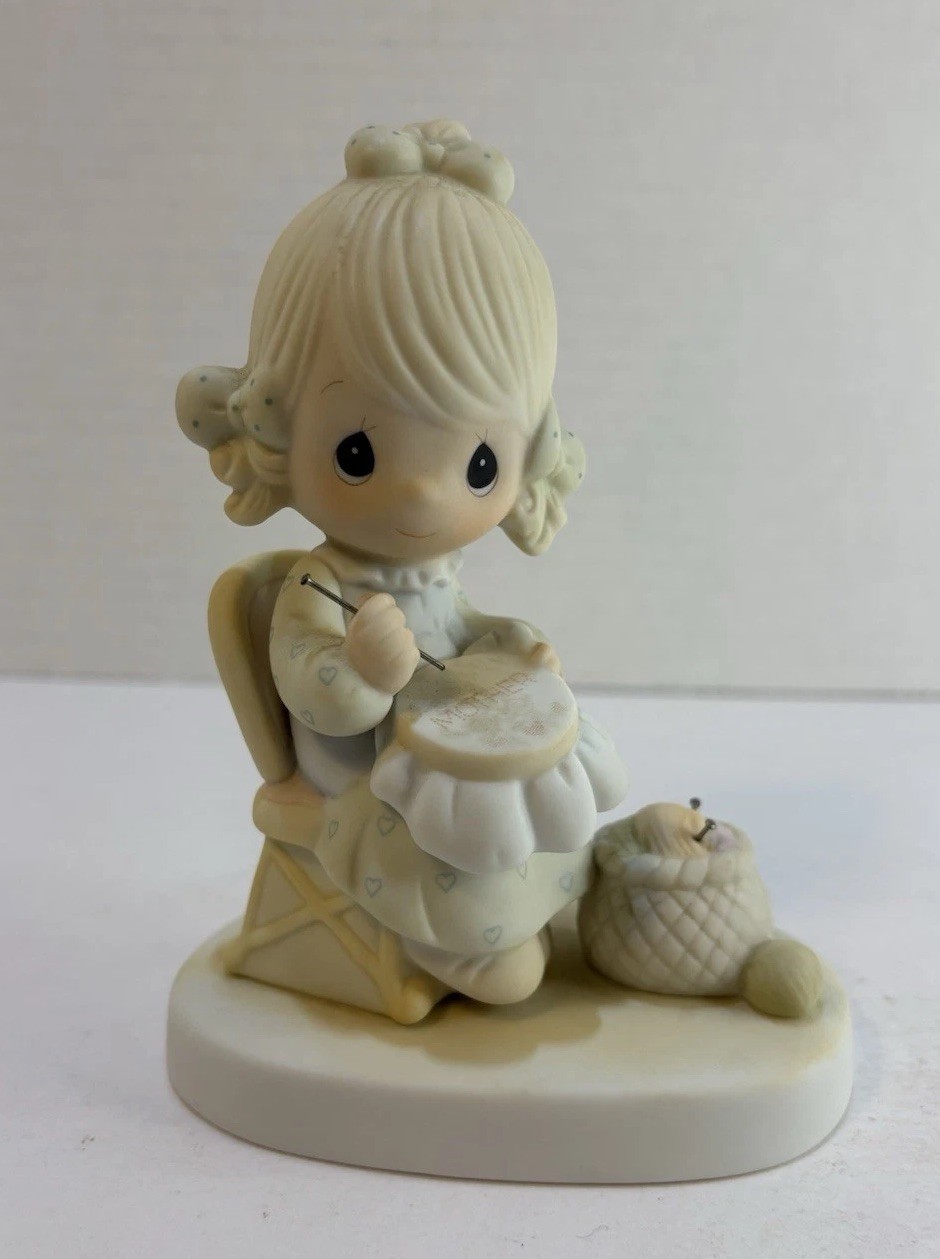 Jonathan & David 1979 Precious Moments – Mother Sew Dear E-3106 Original Box