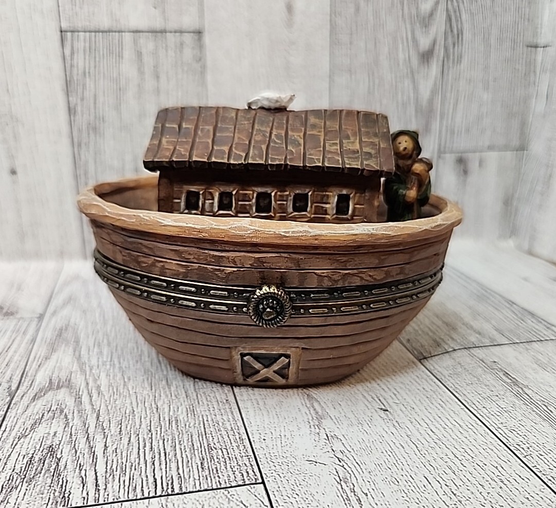 Boyds Bears Enesco Noah’s Great Journey Two by Two Treasure Box Collection
