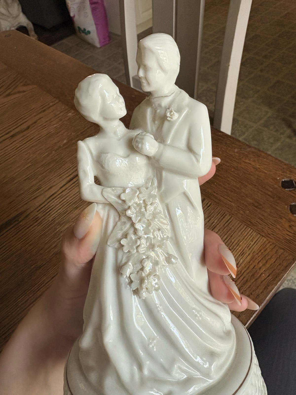 Belleek Pottery Ireland Claddagh Collection Bride and Groom Cake Topper Vintage