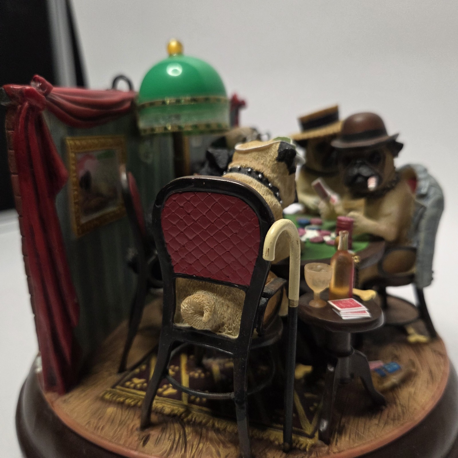 The Poker Playing Pugs Danbury Mint 2006 Retired Figurines Dogs