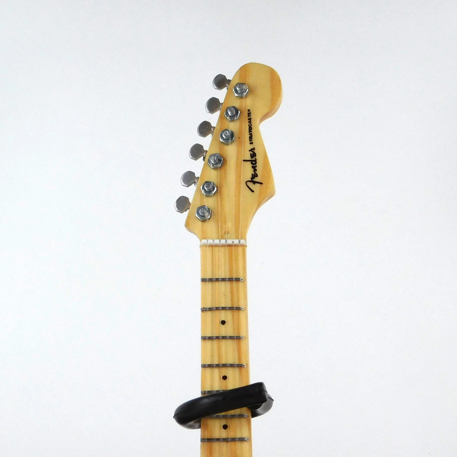 Axe Heaven Eric Clapton Crashocaster Fender Stratocaster Mini Guitar Replica