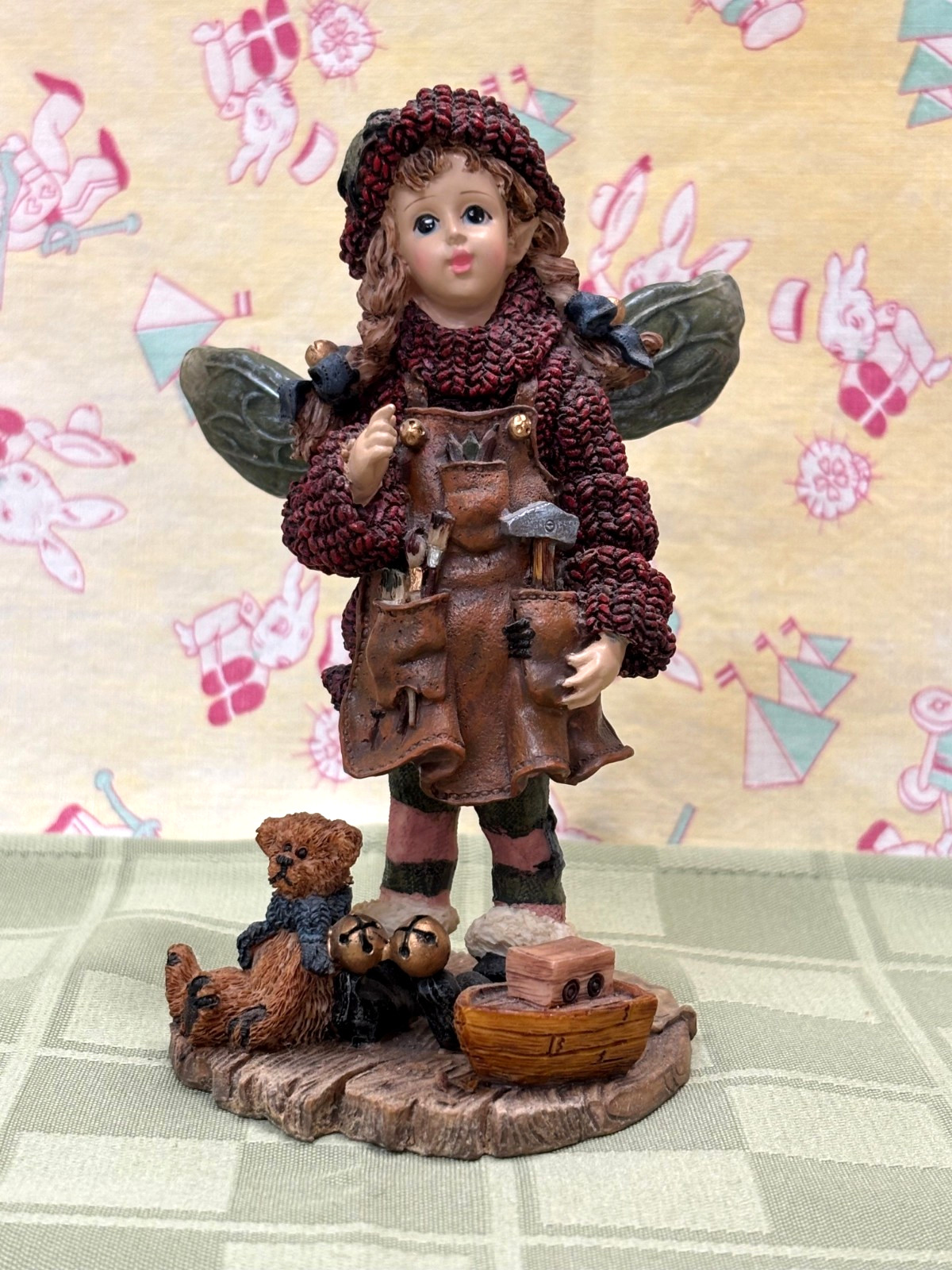 VINTAGE 1996 BOYD’S BEARS & FRIENDS – FIXIT… SANTA’S FAIRIE FIGURINE #3600