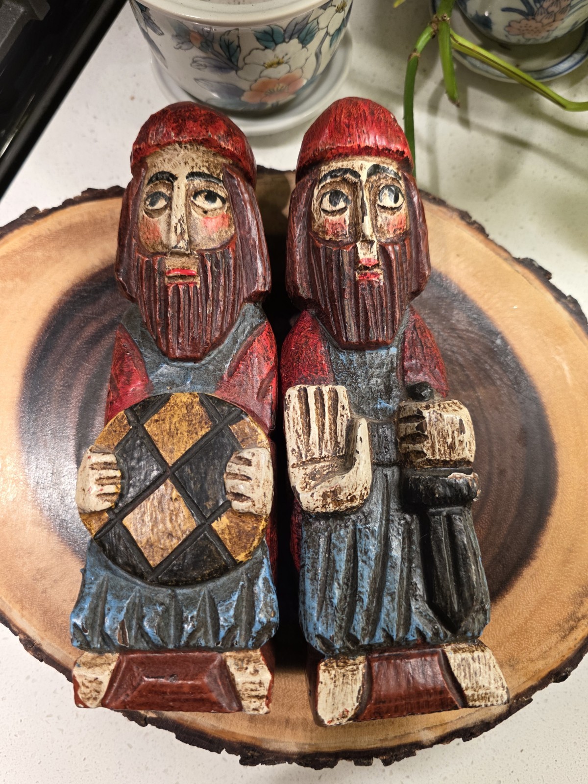 VTG Set 2 Hand Carved Wood Statues Folk Art Spanish Crusaders
