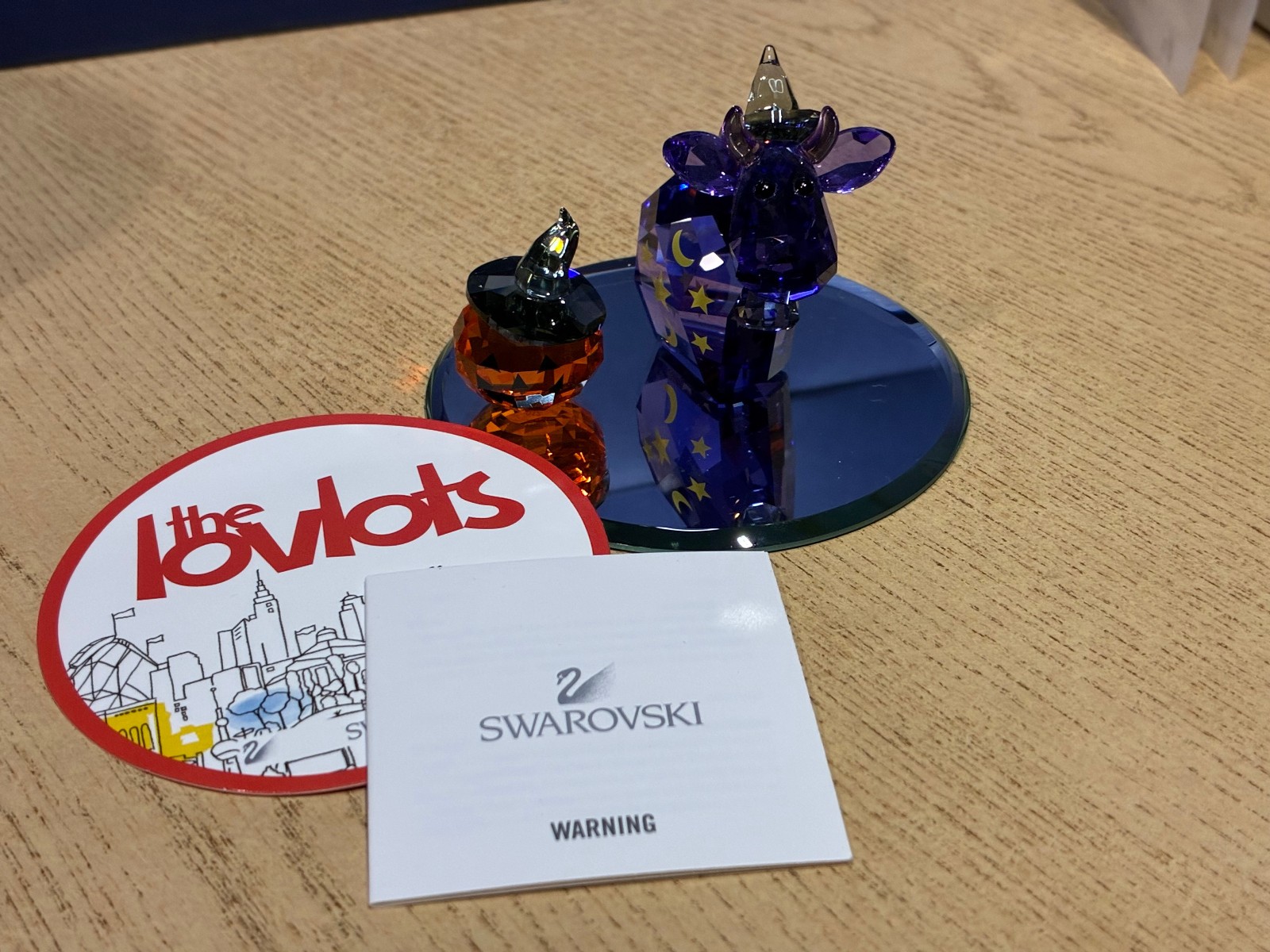 Swarovski Magic Mo Crystal Cow Figurine with Pumpkin Halloween Set 139968 MIB