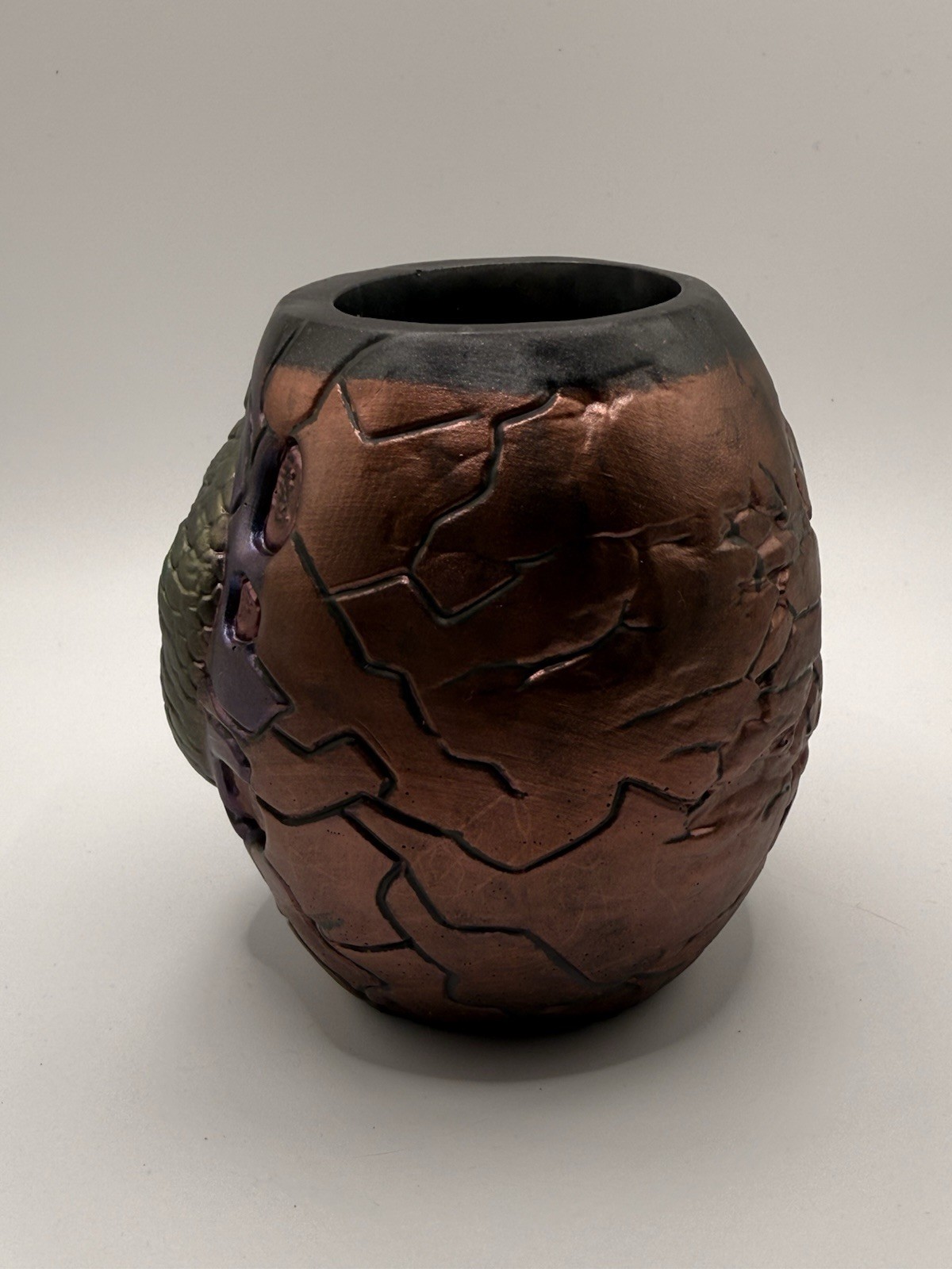 Resin Snake Egg Vessel