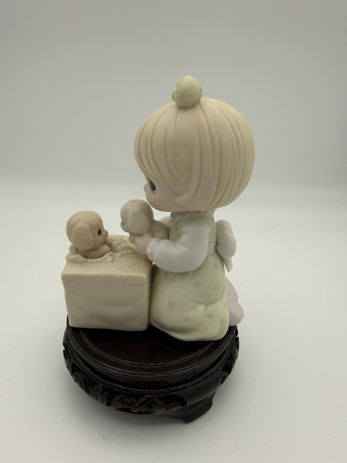 Vintage Precious Moments “Always Room for One More” figurine. 1988