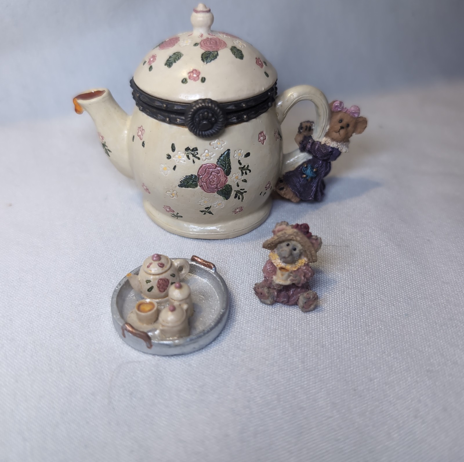 Boyds Bears Vernas Teapot Treasure Box, 2E No Box 2″