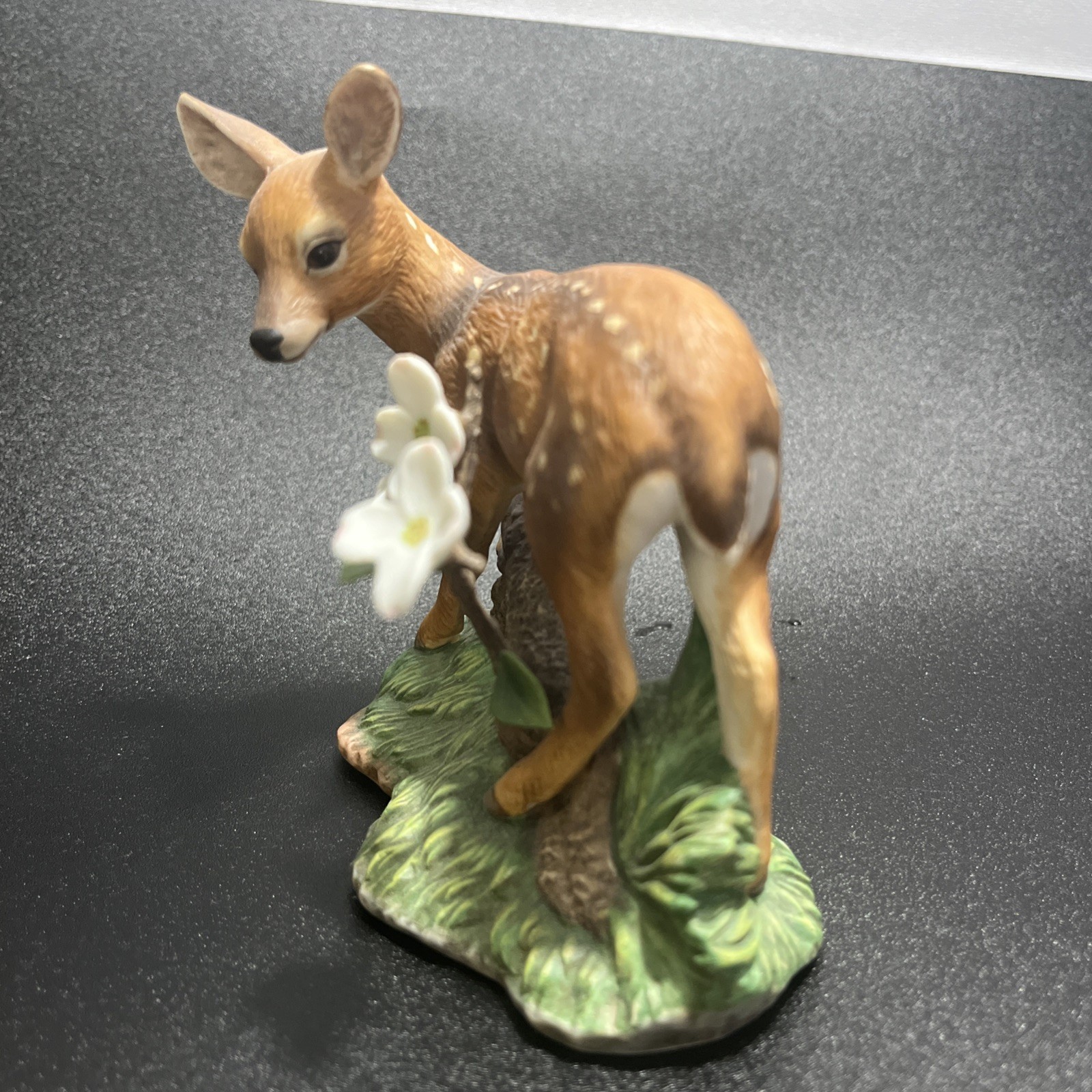 Lenox Figurine Woodland Animals White Tailed Deer Figurine Afternoon Splendor