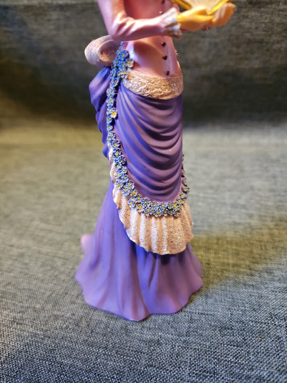 Hamilton Thomas Kinkade Heartfelt Hope – Commitment to Caring Collection