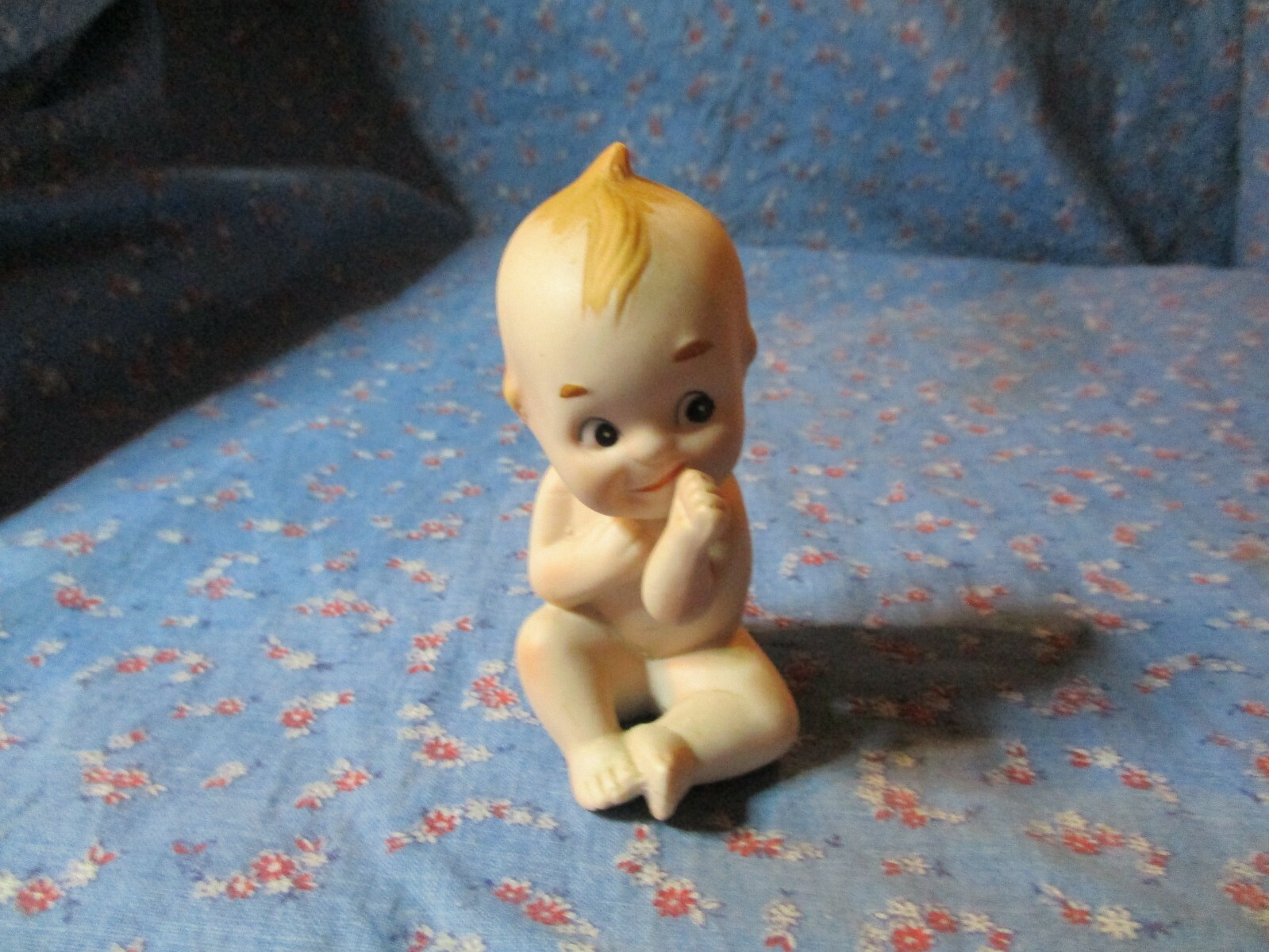 Piano Baby Japan Sitting Sucking on Thumb 3 1/4 Inch High