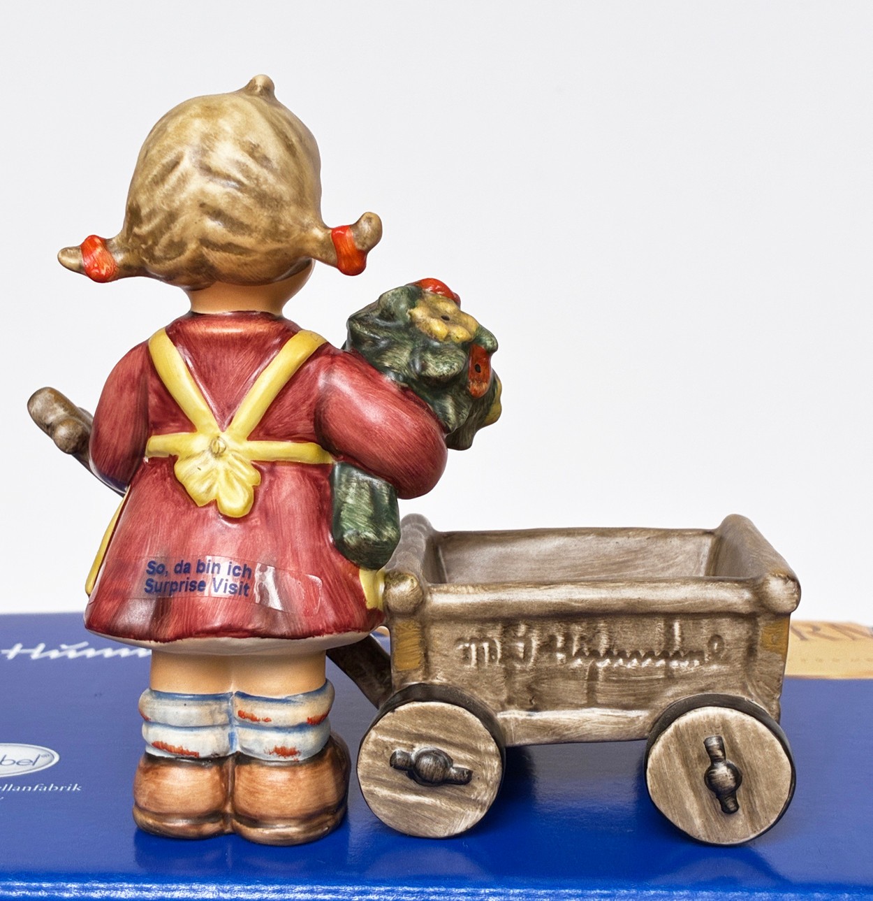 Hummel #1074-D Bee Happy Scape #2013 Surprise Visit *Spec Ed 2003 MUSIC BOX~COAs