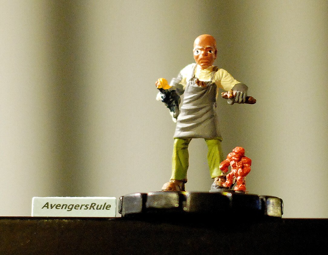 Marvel Heroclix 10 Figure Lot #76 Kingpin Boomerang Blade Falcon Vulture Wizard
