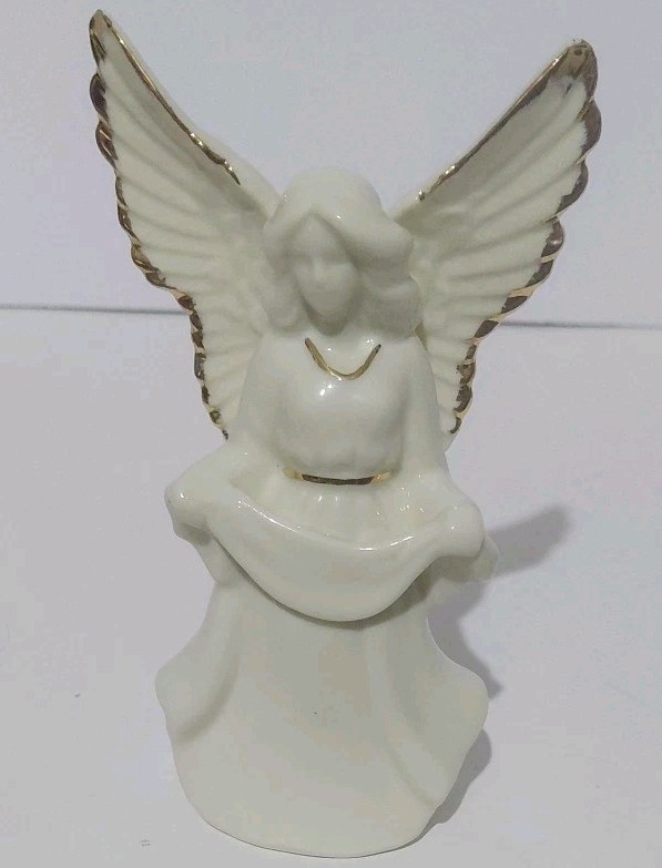 Mikasa Angel Figurine White Fine Porcelain with Gold Trim Wings 6.5 IN High 2012