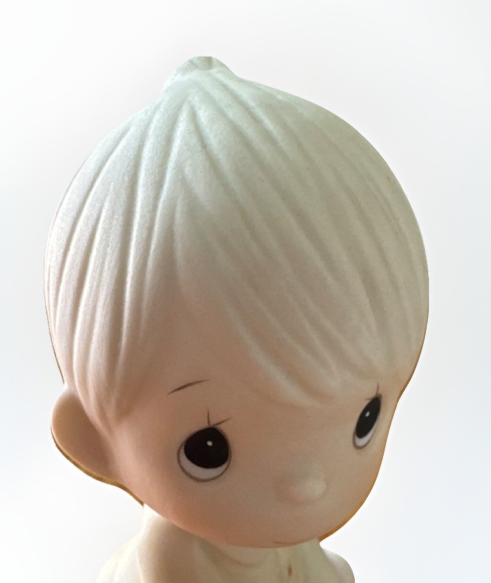 Jonathan & David Porcelain Figurine 1978 Love Lifted Me Children Matte Finish