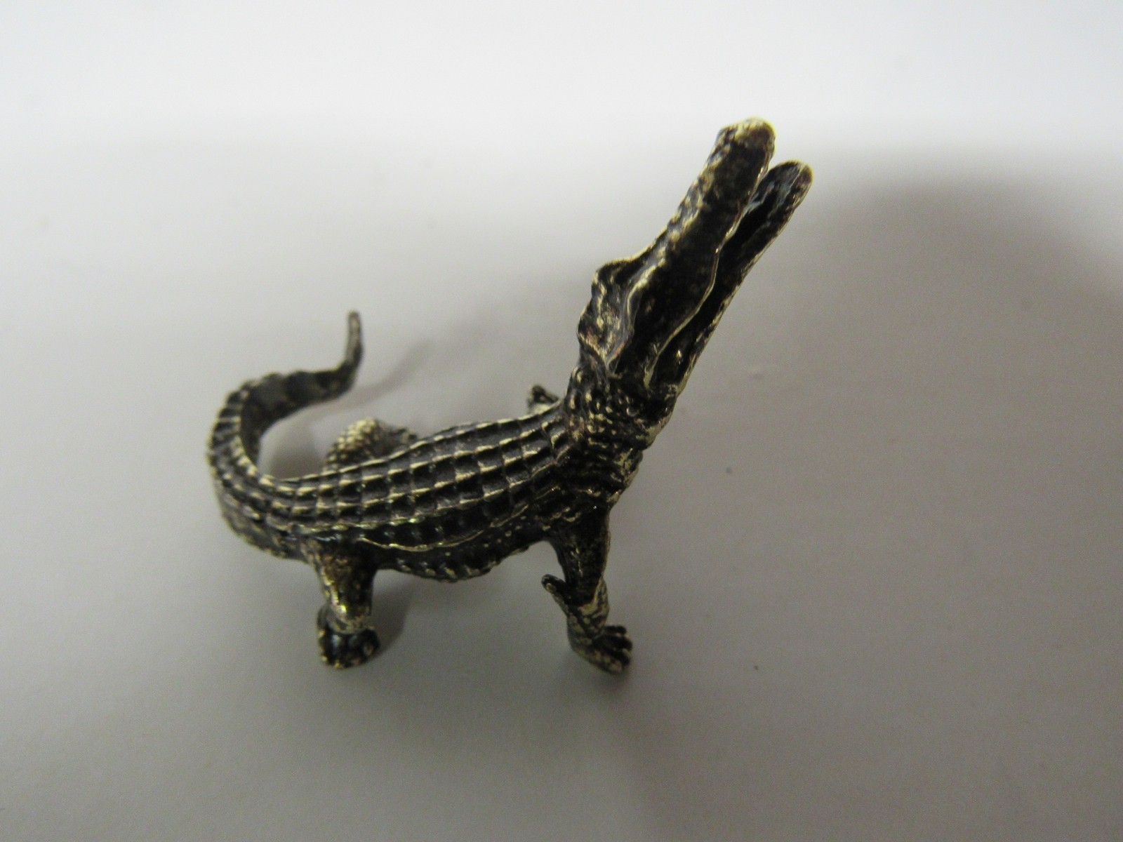 Small Miniature Brass Alligator Figure Ready To Strike Free Shipping