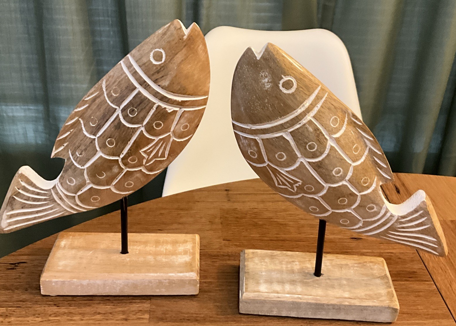 Wooden Carved Fish sculpture Set/2 9.45 Inches Tall