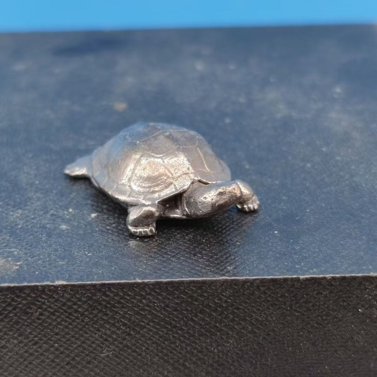 Mini Metal Turtle Figurine, Realistic Tortoise Statue, Feng Shui Desk Decor