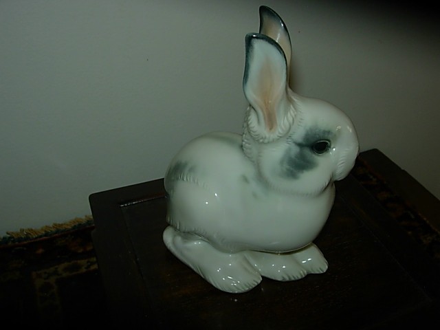 Eschenbach – Professor T Karner Porcelain Rabbit K 30d 5.75” Tall x4.5” long