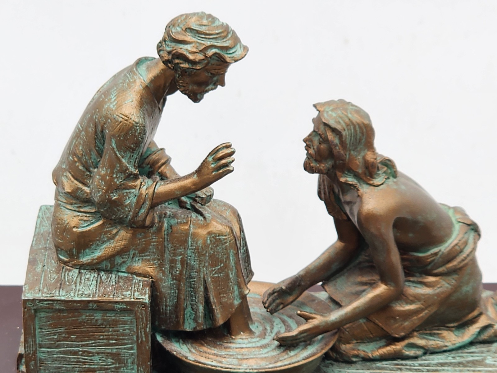 New Day Creations Jesus MATTHEW 20:28 Sculpture Figurine RARE 5.25”X 6.75″ 5″H